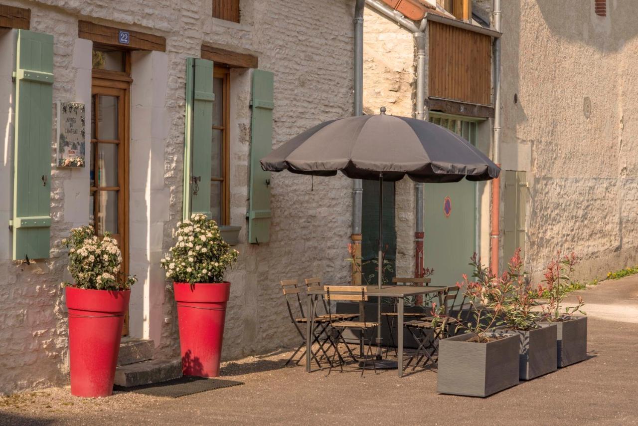 Auprès du Château Tanlay Exterior foto